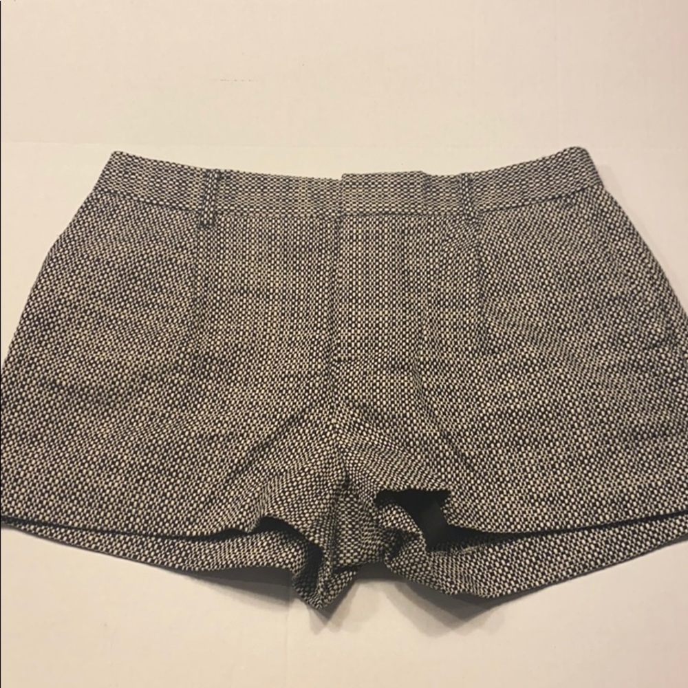 Banana Republic Pleated Shorts Size 12p
